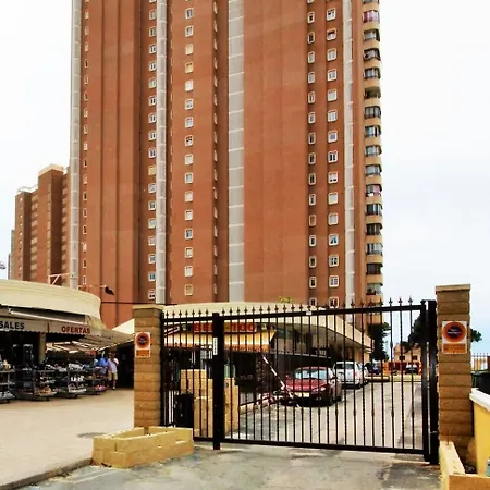 Apartment Coblanca 8 - 92 *