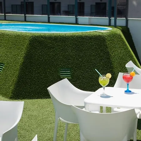 Melina Hotel
