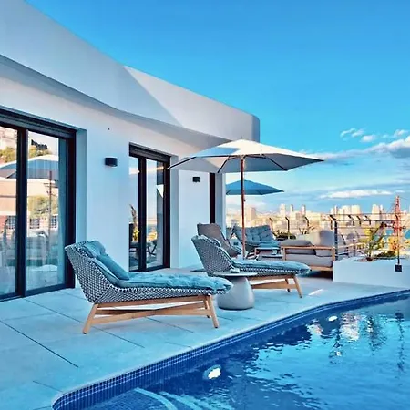 Luxurioeses In Mit Pool Апартаменты *