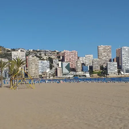 Apartamento Mediterraneo Beach Apartment *