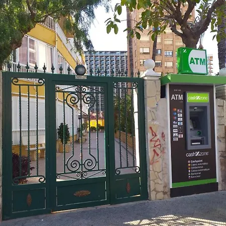Apartamento Mediterraneo Beach Apartment