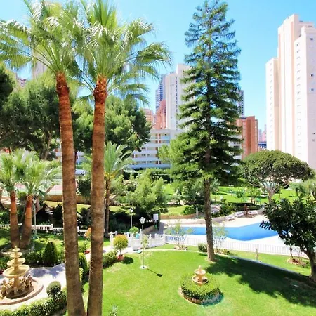 Apartment Play Park 33 *