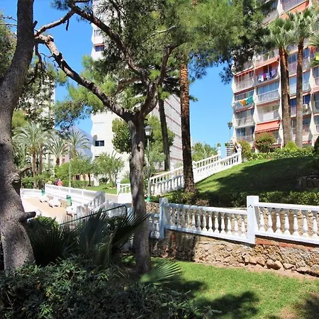 Apartment Play Park 33 *