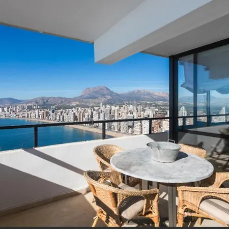 Atico Planta 25 Apartment