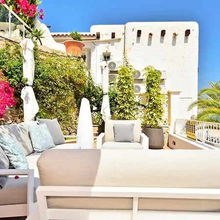 Apartment 70sqm Private Terrace In Front Of The Sea & 107sqm Brand New *