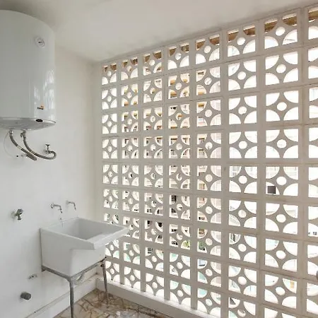 Carlos V Apartment *