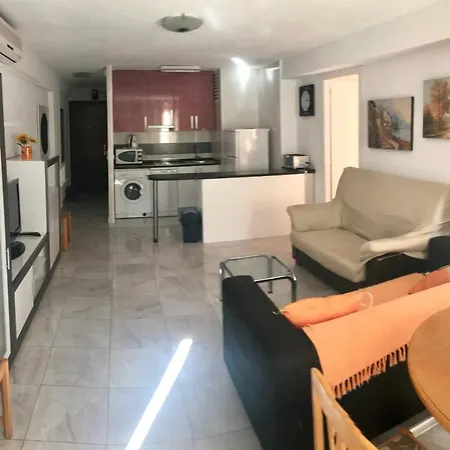 Acacias Levante Apartment