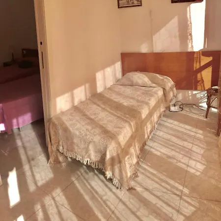 Apartment Acacias Levante