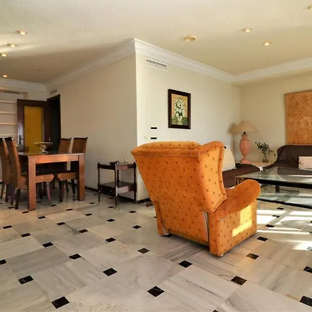 Principado Playa 12-A Apartment *