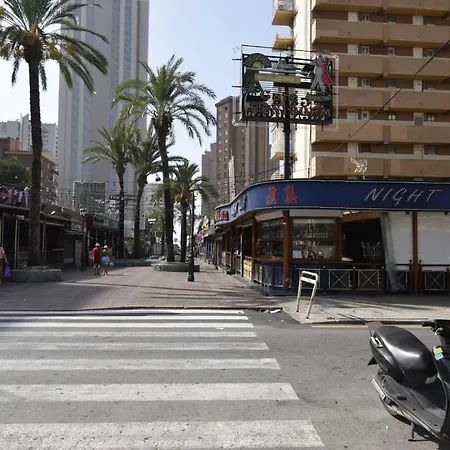 Comercial Lepanto - Arena Apartment