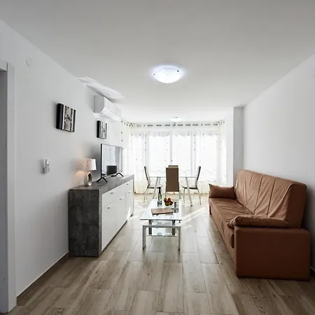Sonrisa Apartments Benidorm