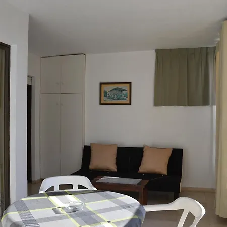 Gemelos Iv Loysan Apt. With Pool Apartment *