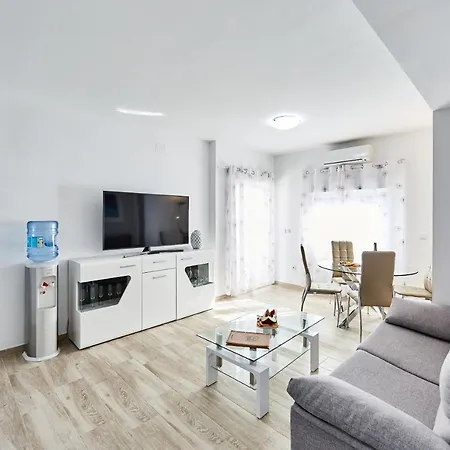 Sonrisa Apartments *