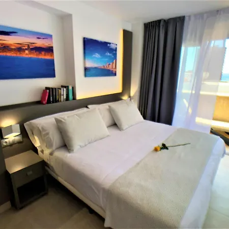 호텔 Los Alamos 4*
