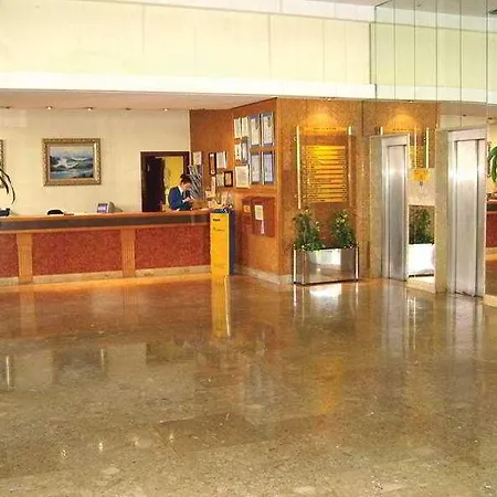 Port & Spa 4* Sup Hotel