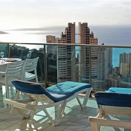 Skyline 26 Stunning Sea Views From A 2-bedroom On The 26th Floor Бенидорм
