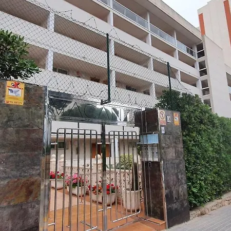 Ideal Familias En Urbanizacion De Lujo A 600m De La Playa Levante Con Wifi, Ac Y Parking アパート