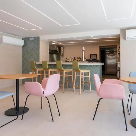Halley Hotel&apartments Affiliated By Meliá Benidorm