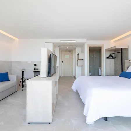 Halley Hotel&apartments Affiliated By Meliá * Benidorm