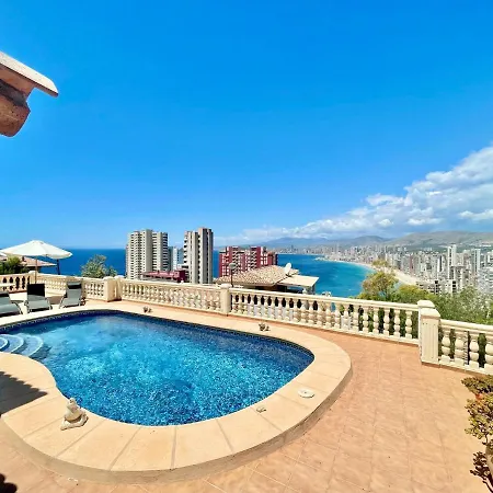 Villa Eye