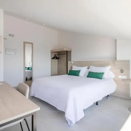 Halley Hotel&apartments Affiliated By Meliá Benidorm
