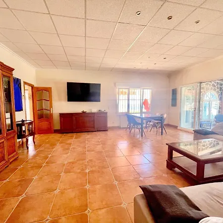 Villa Eye