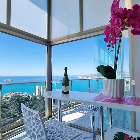 Slyline 40 Lujoso De 1 - Muy Soleado Apartment