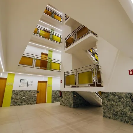 Palm Court Apartment