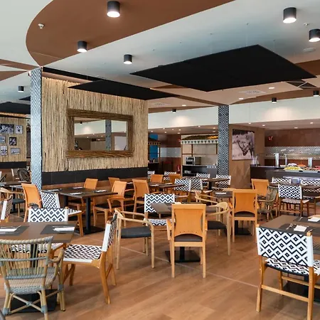 绿洲火烈鸟梅德普拉亚酒店 酒店 4*