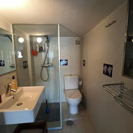 Apartamento Estudio Primera Linea Con Acceso Privado Al Mar *