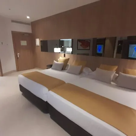 Gold Arcos 4 Sup - Built In 2022 Hotel