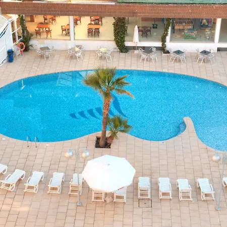 Bcl Levante Club Aparthotel 3*