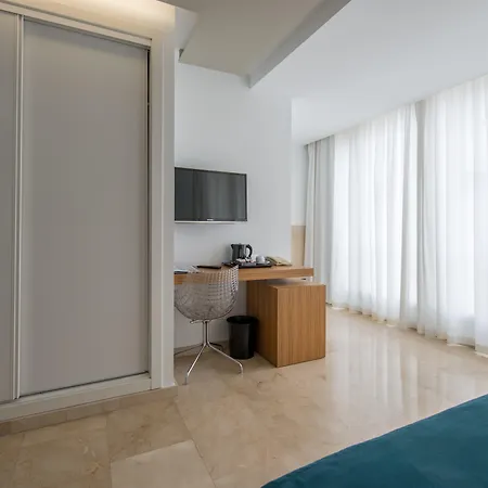 Aparthotel Climia Belroy 4 Sup