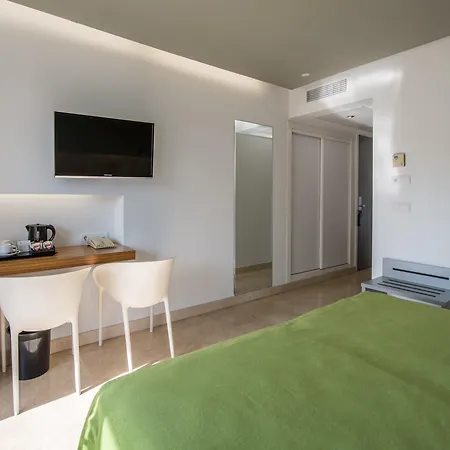 Aparthotel Climia Belroy 4 Sup 4*