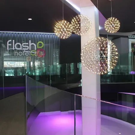 Hotel Flash - Recommended Adults Only 4 Sup 4*
