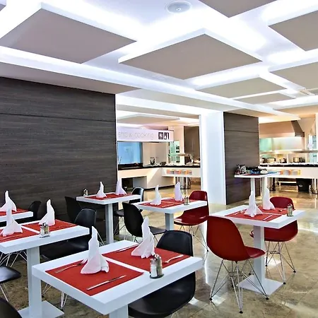 Aparthotel Flamingo - Adults Recommended 4*