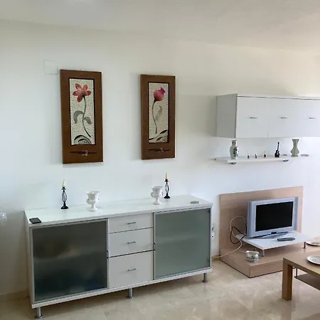 Rascacielo Bonito Mirando Al Mar Апартаменты Бенидорм