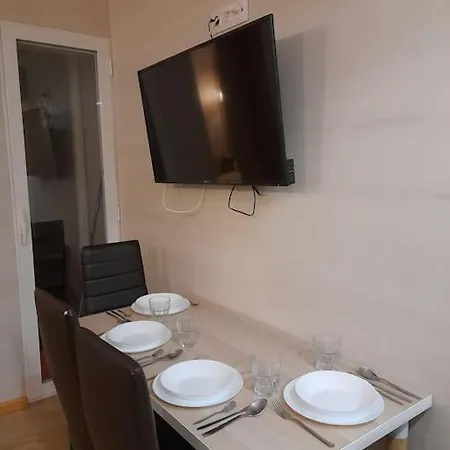 Apartment Center Puerto Poniente 0 *
