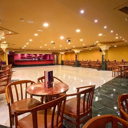瑟维集团里亚托酒店