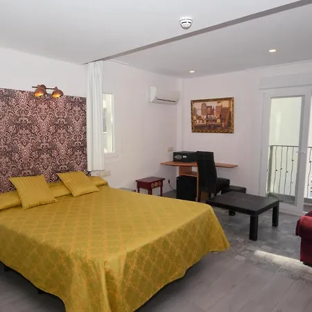 Clopy Rocamar Hotel