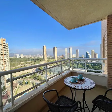 Poniente Via Parque Apartment