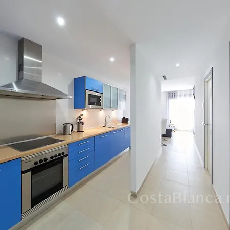 Luxury, Newly Renovated 1-bedroom By The Beach