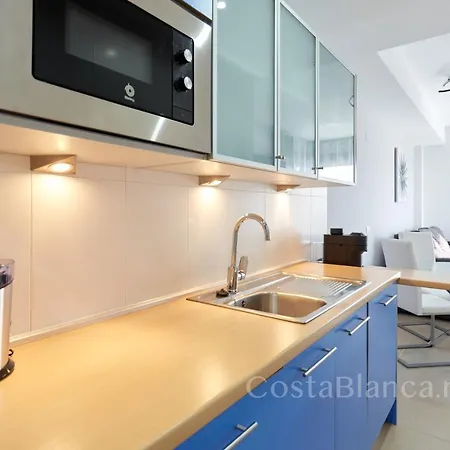 Luxury, Newly Renovated 1-bedroom By The Beach * Benidorm