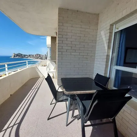 Piso En Primera Linea De Playa En Urbanizacion El Olivar * Benidorm