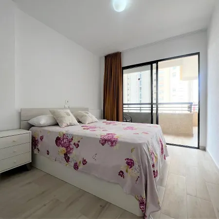 Апартаменты Luxmar, 14º *