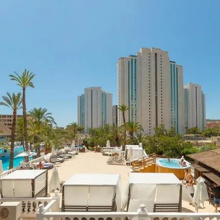 Magic Tropical Splash Hotel 3*