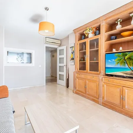 Los Pinos Apartment *