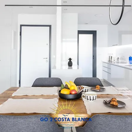 Sunset Cliffs Deluxe Apartment