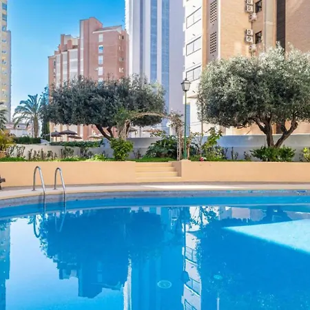 Wunderschoenes Fuer 4 Gaeste Mit Pool & Klima, Lage In Strandnaehe Apartment