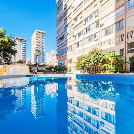 Apartment Wunderschoenes Fuer 4 Gaeste Mit Pool & Klima, Lage In Strandnaehe *